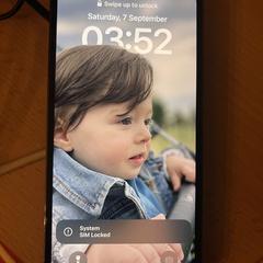 Telefoon ( iPhone), amint azt az iLostnak jelentették.