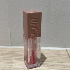リップグロス がiLostで IKEA Kållered によって報告されました