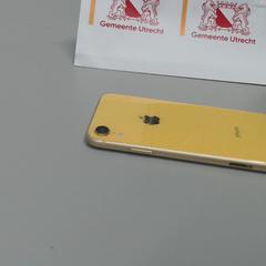 Mobile phone geel iPhone, as reported by Gemeente Utrecht using iLost
