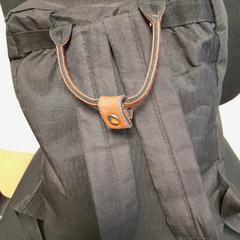 Sac à dos noir, a été signalé par TCL utilisant iLost