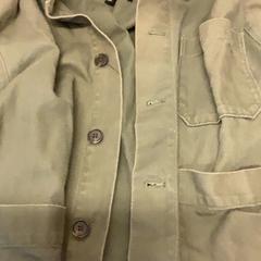 Veste, a été signalé par MEININGER Hotel Brussels City Center utilisant iLost