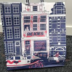かばん がiLostで Transdev Gooi en Vechtstreek によって報告されました