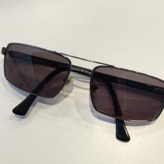 Sunglasses, as reported by Gemeente Weert using iLost