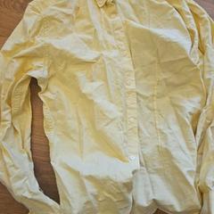 Camicia, come riportato da Liquicity Festival utilizzando iLost