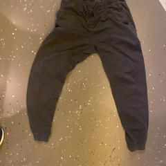 İLost kullanarak Room Mate Bruno tarafından bildirildiği gibi Pantolon DARK GREY