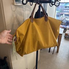 Gele longchamp tas, jak bylo nahlášeno na iLost