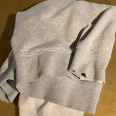 Hoodie Gray, gemeldet von MEININGER Hotel Copenhagen über iLost