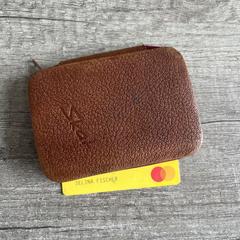 Brown wallet, as reported to iLost