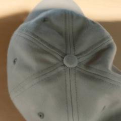 Roupa - pet, como reportado por Regio Antwerpen - Brussel utilizando o iLost