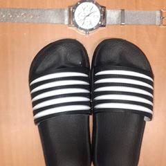 Slippers and watch, amint azt Grand Hotel Amrath Kurhaus az iLost segítségével jelentette.