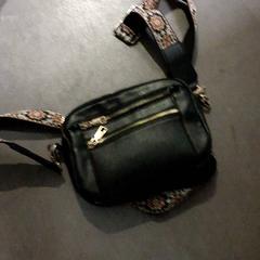 Tasche Zwart, gemeldet von Connexxion Hoeksche Waard Goeree Overflakkee über iLost