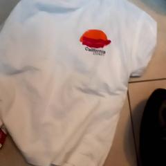Camisa, segons ha informat Leonardo Royal Hotel Amsterdam mitjançant iLost
