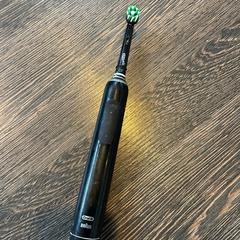 Cepillo de dientes Zwart, ha sido reportado por WestCord Hotel Eindhoven con iLost