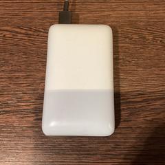 Powerbank blauw - 280825 HYPE, som rapportert av Ziggo Dome ved bruk av iLost