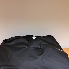 Chaqueta de chuvia, segundo informou Keolis Lund usando iLost