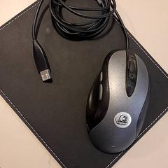Computer-maus & Mauspad Black, gemeldet von Universiteitsbibliotheek (Witte Singel) über iLost