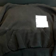 Kleding Trui, segons ha informat Regio Limburg - Leuven mitjançant iLost