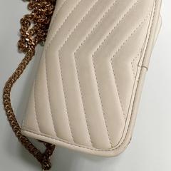 Saco - Handtas Beige, como reportado por Regio West-Vlaanderen utilizando o iLost