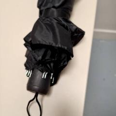 Umbrella, as reported by IKEA Paris - Italie Deux using iLost