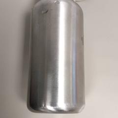 Material escolar - Drinkfles Lichtgrijs, segundo informou Regio West-Vlaanderen usando iLost