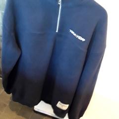 Maglione, come riportato da EBS Tramplein utilizzando iLost