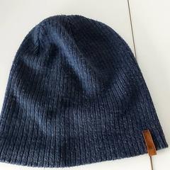Bonnet Donkerblauw, a été signalé par Regio Limburg - Leuven utilisant iLost