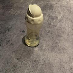 Babyflesje, como reportado por Van der Valk Hotel Haarlem utilizando o iLost