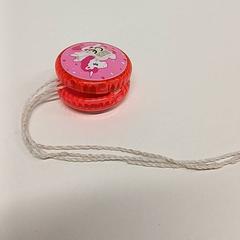 Yoyo Rose licorne, segundo informou IKEA Saint-Etienne usando iLost
