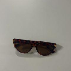 Gafas de sol, segundo informou Silver Sands Beach usando iLost