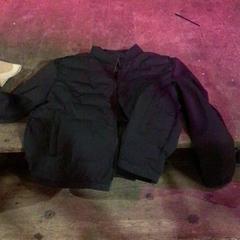 Chaqueta Donker blauw, segundo informou De Heeren van Aemstel usando iLost