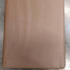 Ipad-a, gisa salatu by Rotterdam The Hague Airport iLost erabiliz