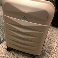 Koffert, som rapportert av Eindhoven Airport ved bruk av iLost