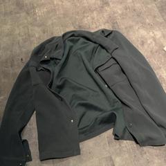 Blazer, come riportato da Van der Valk Hotel Haarlem utilizzando iLost