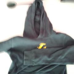 Camisola com capuz, como reportado por Twisto utilizando o iLost