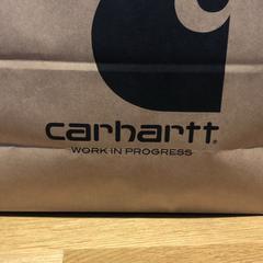 Purchase carhartt, amint azt Designer Outlet Roermond az iLost segítségével jelentette.
