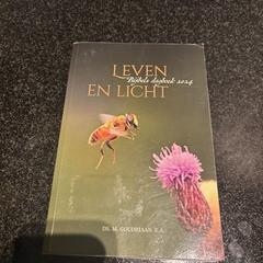 Livre, a été signalé par Hotel Van der Valk Harderwijk op de Veluwe utilisant iLost