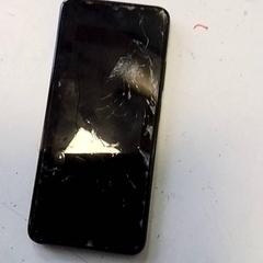 Telèfon oddo, segons ha informat Hermes Eindhoven mitjançant iLost