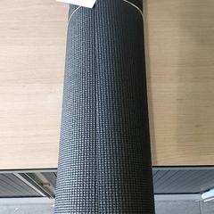 Tapis de yoga, a été signalé par Regio Limburg - Leuven utilisant iLost