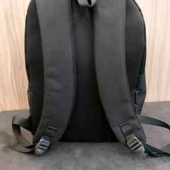 Rugtas, iLost를 사용하여 Rotterdam The Hague Airport에 보고됨