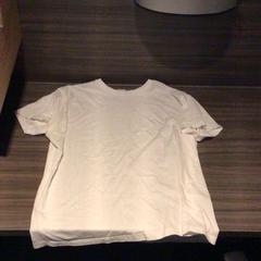 T-shirt Wit, rapporterat av Van der Valk Hotel Zwolle med iLost