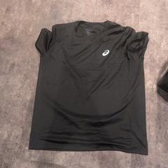 Camisa, como reportado por Van der Valk Hotel Haarlem utilizando o iLost