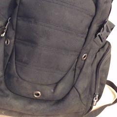 Mochila, segundo informou Walibi Holland usando iLost