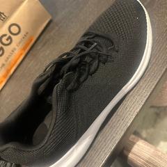 Zapatilla de deporte & Zapatos 1306, ha sido reportado por Van der Valk Hotel Amsterdam-Amstel con iLost