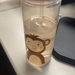 Drinking bottle little monkey, as reported by Burgers' Zoo using iLost
