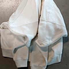 Clothing - Trui Wit, as reported by Regio West-Vlaanderen using iLost