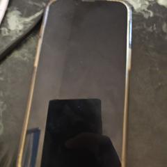 iphone telefoon, amint azt az iLostnak jelentették.