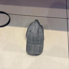 Baseball cap, as reported by Johan Cruijff ArenA using iLost
