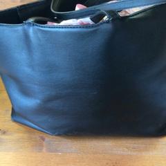 Borsa, come riportato da Attractie- & Vakantiepark Slagharen utilizzando iLost
