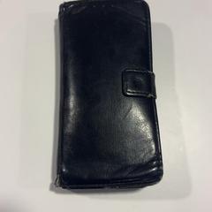 Telefoonhoesje Met passen (Zalas), iLost를 사용하여 Gemeente Veenendaal에 보고됨