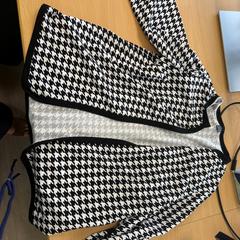 Kleding - vest, rapporterat av Centraal magazijn med iLost